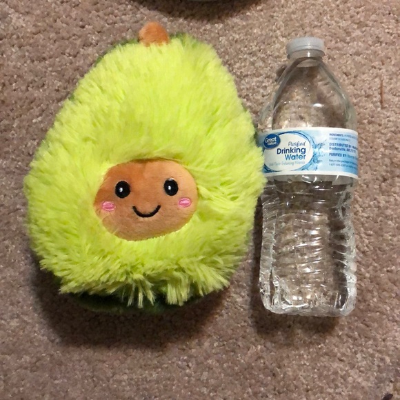Avacado plushy - Picture 4 of 4